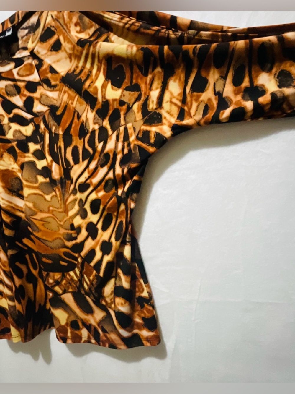 ANTTHONY Abstract Butterfly Animal Print Tunic Top Brown Gold Size L 3/4 Sleeve - Picture 7 of 8